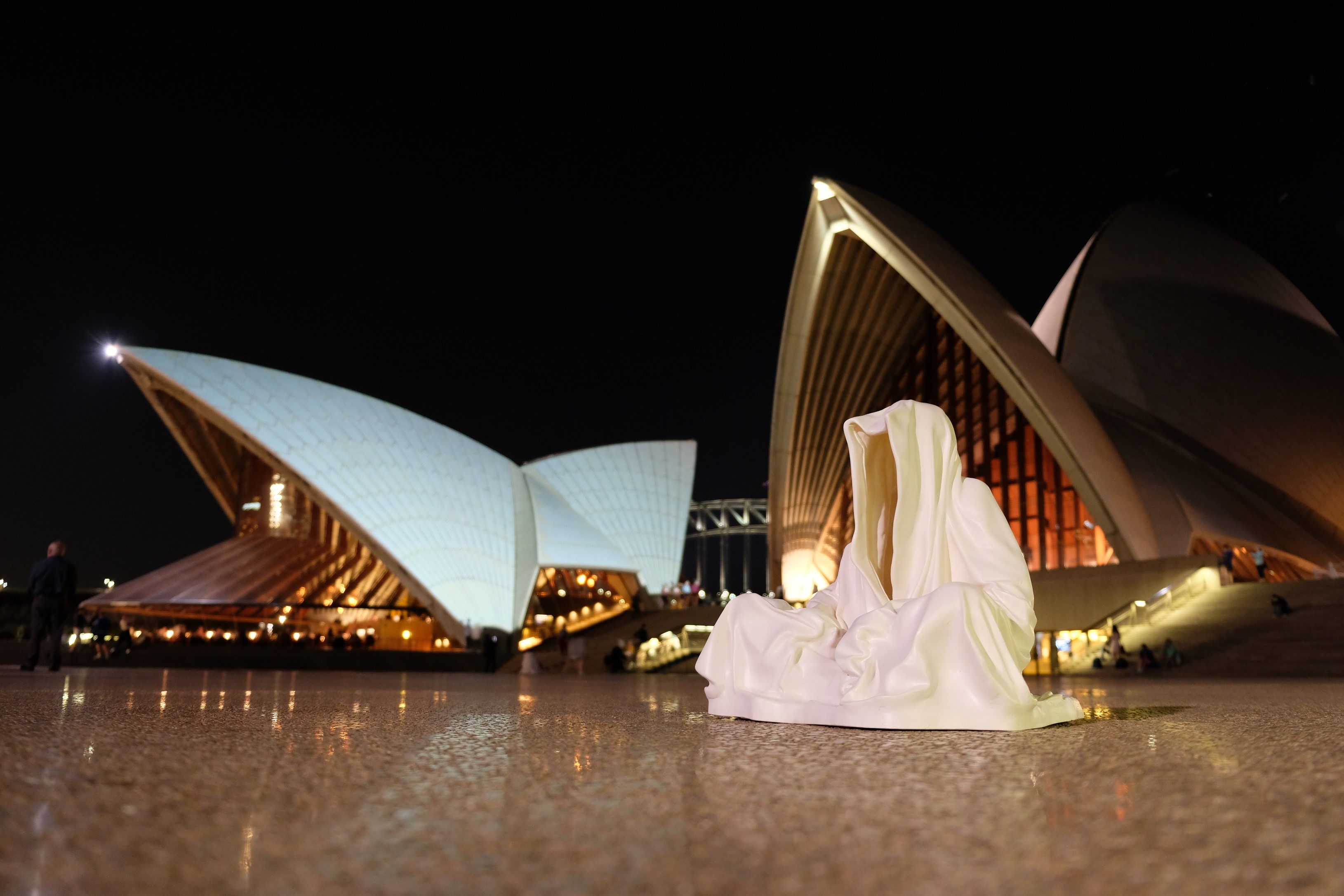 Guardians of Time - Sydney Opera House - Manfred Kielnhofer