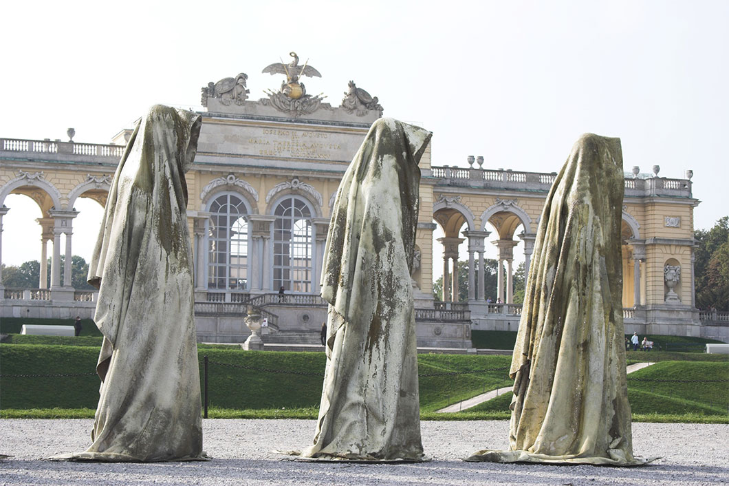 Guardians of Time - Schloss Schönbrunn